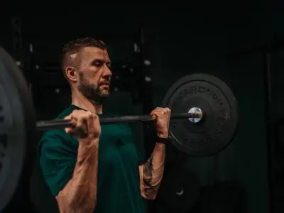 Trening ze sztangą, fotografia opublikowana przez Studio P&M
